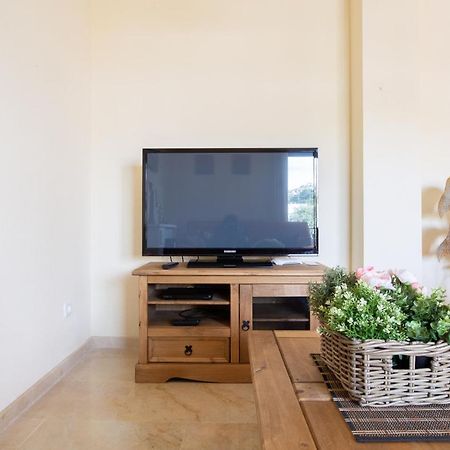 2261-Superb Apt On The Beach, On Duquesa Harbour Manilva Bagian luar foto