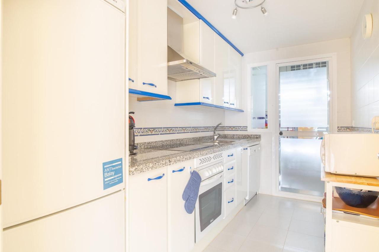 2261-Superb Apt On The Beach, On Duquesa Harbour Manilva Bagian luar foto
