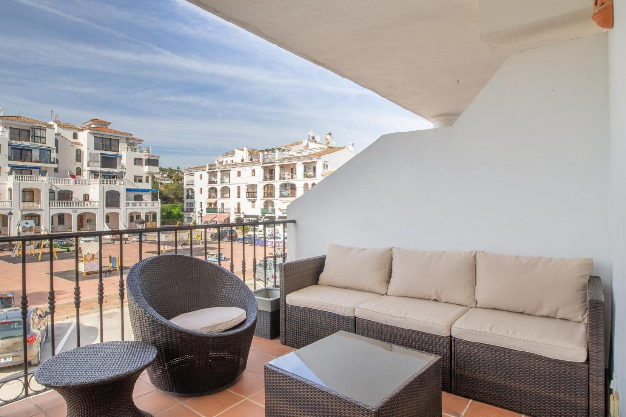 2261-Superb Apt On The Beach, On Duquesa Harbour Manilva Bagian luar foto