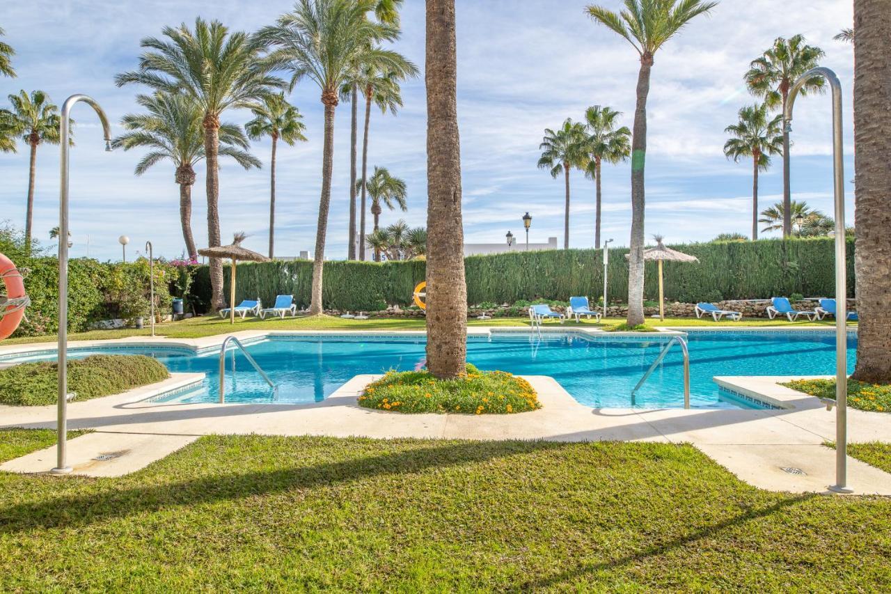 2261-Superb Apt On The Beach, On Duquesa Harbour Manilva Bagian luar foto