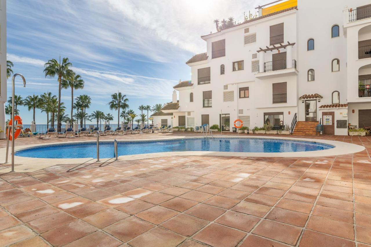 2261-Superb Apt On The Beach, On Duquesa Harbour Manilva Bagian luar foto